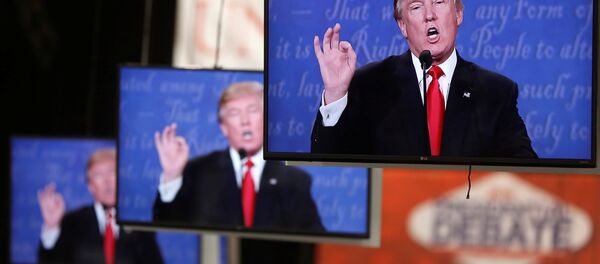 Donald Trump em telas de televisão no campus da Universidade de Nevada - Sputnik Brasil