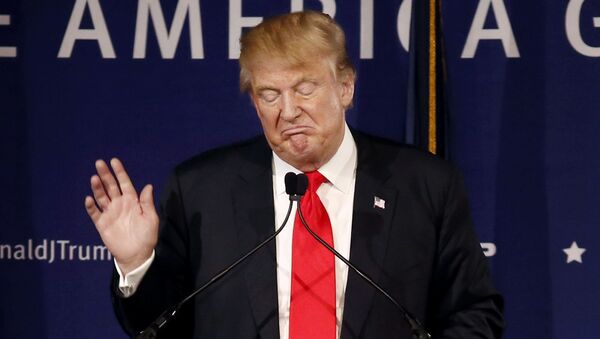 Candidato republicano à presidência dos EUA, Donald Trump,  em 7 de dezembro de 2015 - Sputnik Brasil