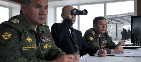 Putin observa os treinamentos militares no polígono transbaicálico - Sputnik Brasil