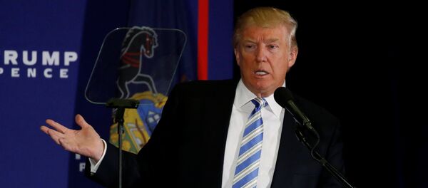 O candidato republicano dos EUA, Donald Trump em um evento de campanha eleitoral em Gettysburg, Pensilvânia, em 22 de outubro de 2016 - Sputnik Brasil