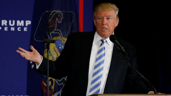 O candidato republicano dos EUA, Donald Trump em um evento de campanha eleitoral em Gettysburg, Pensilvânia, em 22 de outubro de 2016 - Sputnik Brasil