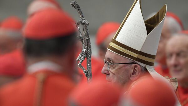 Papa Francisco no consistório - Sputnik Brasil