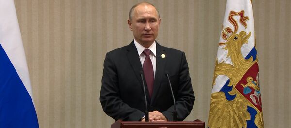 Presidente russo Vladimir Putin durante discurso - Sputnik Brasil