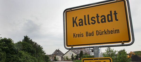 Placa com nome da cidade de Kallstadt, Alemanha (foto de arquivo) - Sputnik Brasil