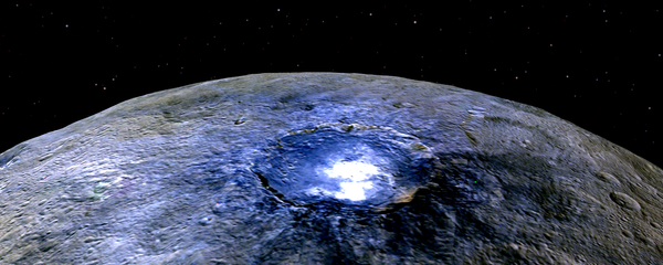 A cratera grande de Occator, no planeta anão Ceres, iluminada de cores irreais para mostrar as diferenças no perfil da superfície - Sputnik Brasil
