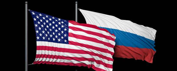 Bandeiras dos EUA e da Rússia Bandeiras dos EUA e da Rússia - Sputnik Brasil