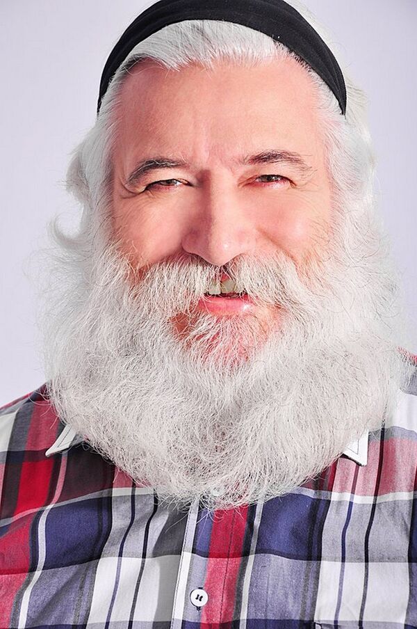 Mesmo de roupas normais, Gesualdo é a cara do Papai Noel - Sputnik Brasil