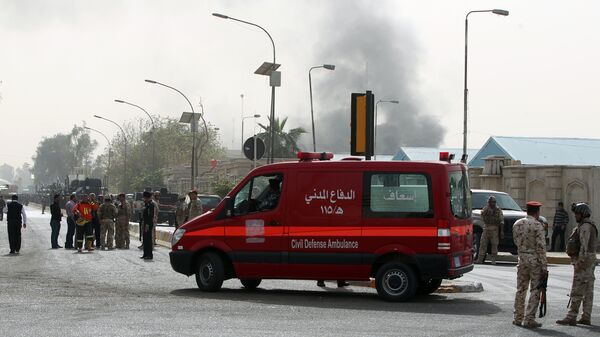 Veículo do serviço de emergência chega à zona da explosão, Bagdá, Iraque (foto de arquivo) - Sputnik Brasil