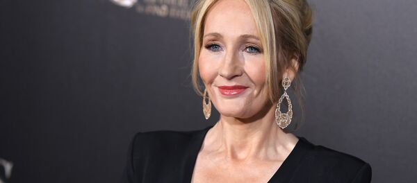 J. K. Rowling - Sputnik Brasil
