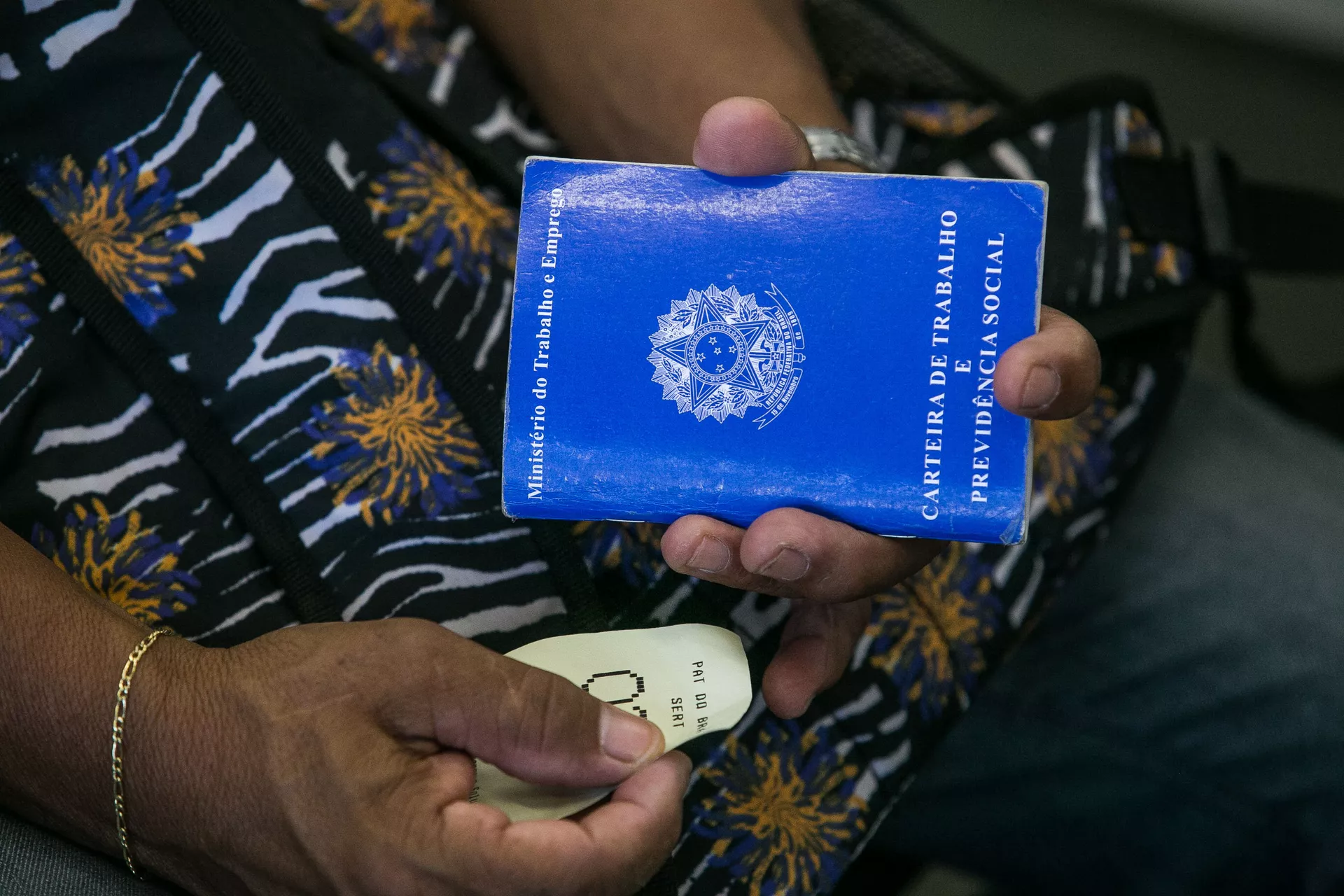 Por que o Brasil vive o pior momento da pandemia 1 ano após 1º caso de COVID-19? Por que o Brasil vive o pior momento da pandemia 1 ano após 1º caso de COVID-19? - Sputnik Brasil, 1920, 26.02.2021