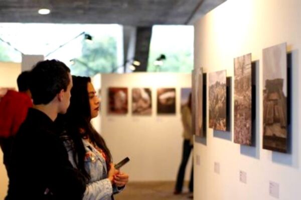 Arte da favela ocupa mais importante Museu de Arte Moderna do Brasil - Sputnik Brasil