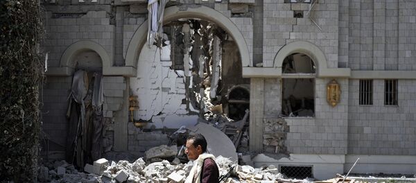 Coalizão da aviação dos países árabes causou ataques aéreos contra a residência do ex-presidente do Iêmen, Ali Abdullah Saleh - Sputnik Brasil