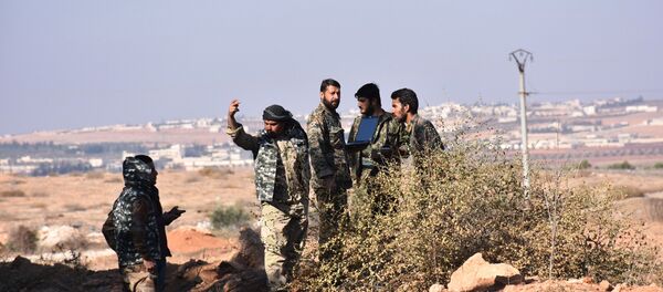 Combatentes das tropas sírias - Sputnik Brasil