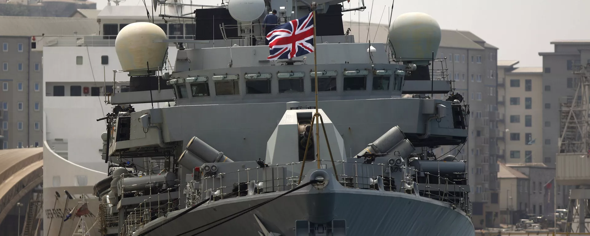 O navio de guerra britânico HMS Westminster ancorado em Gibraltar, 19 de agosto de 2013 O navio de guerra britânico HMS Westminster ancorado em Gibraltar, 19 de agosto de 2013 - Sputnik Brasil, 1920, 26.12.2021