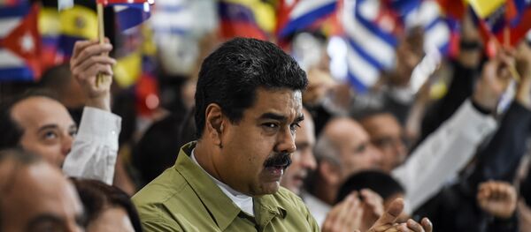 Presidente da Venezuela, Nicolás Maduro, participa em Caracas da cerimônia em homenagem a Fidel Castro, líder da Revolução cubana falecido em 25 de novembro de 2016 Presidente da Venezuela, Nicolás Maduro, participa em Caracas da cerimônia em homenagem a Fidel Castro, líder da Revolução cubana falecido em 25 de novembro de 2016 - Sputnik Brasil