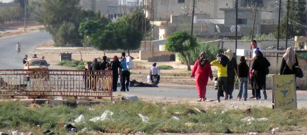 Civilians leaving the town of Suran, in Hama province, Syria (File) - Sputnik Brasil