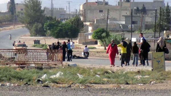 Civilians leaving the town of Suran, in Hama province, Syria (File) - Sputnik Brasil