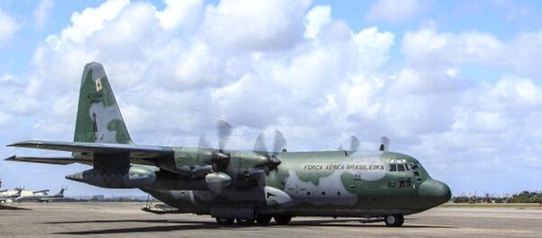 Avião da FAB, que levou a equipe da Força Nacional do SUS para a Colômbia - Sputnik Brasil