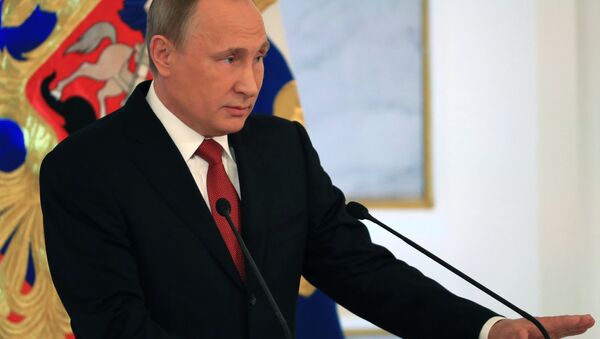 Presidente da Rússia Vladimir Putin fala perante a Assembleia Federal russa, Kremlin, Moscou, Rússia, 1 de dezembro de 2016 - Sputnik Brasil