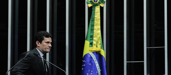 O juiz federal Sério Moro, durante segunda sessão de debates temáticos destinada a discutir o Projeto de Lei do Senado nº 280, de 2016, que define os crimes de abuso de autoridade - Sputnik Brasil