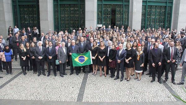 Protesto de juízes e promotores contra as mudanças no projeto anticorrupção - Sputnik Brasil