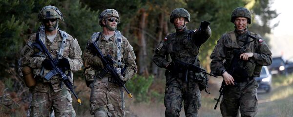 Exército polonês em exercício com tropas da OTAN no país, em 2016 - Sputnik Brasil