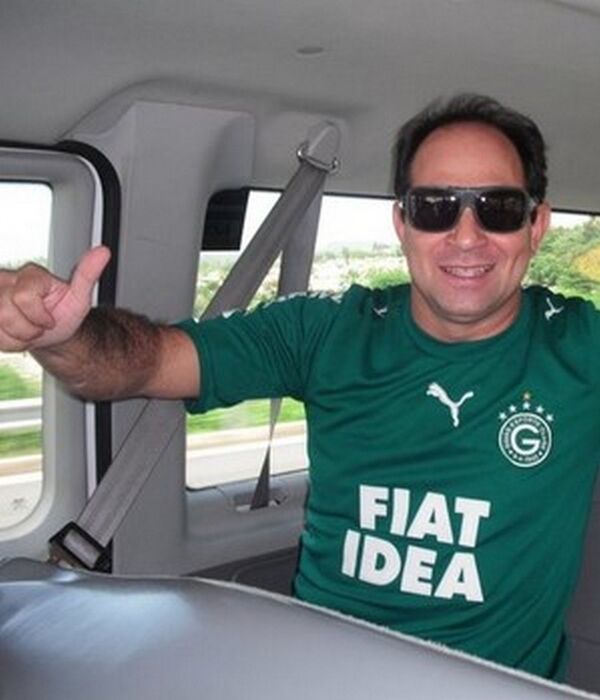 Cinegrafista Ari Júnior era torcedor do Goiás Esporte Clube Cinegrafista Ari Júnior era torcedor do Goiás Esporte Clube - Sputnik Brasil