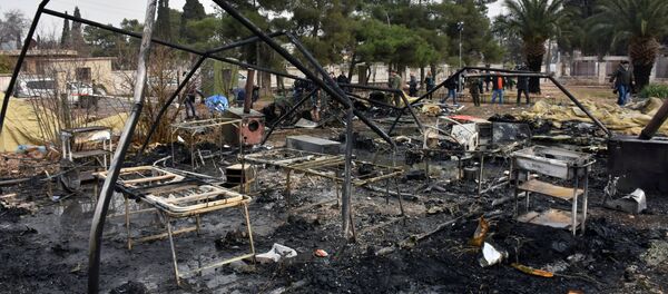 Vista pelo local do hospital móvel russo em Aleppo depois de ataques dos terroristas, Síria, 5 de dezembro de 2016 - Sputnik Brasil