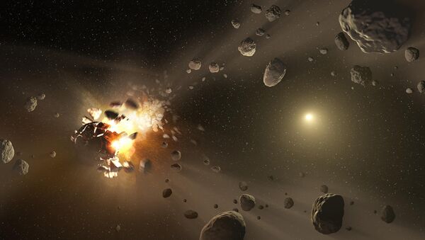Grande asteroide se explodindo em vários destroços - Sputnik Brasil
