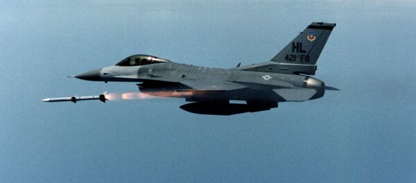 US air force F-16 jet fighter - Sputnik Brasil