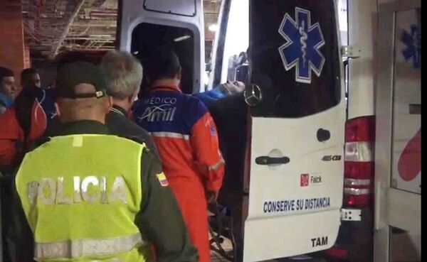 Goleiro Follmann deixa o Hospital San Vicente Fundación de Rionegro rumo ao Brasil  - Sputnik Brasil