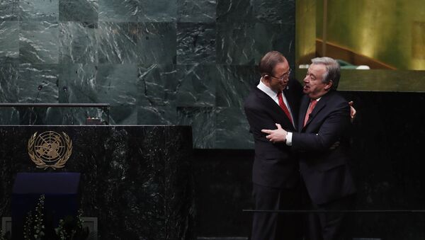 Juramento do secretáro-geral eleito da ONU, Antonio Guterres, na Assembleia Geral das Nações Unidas - Sputnik Brasil