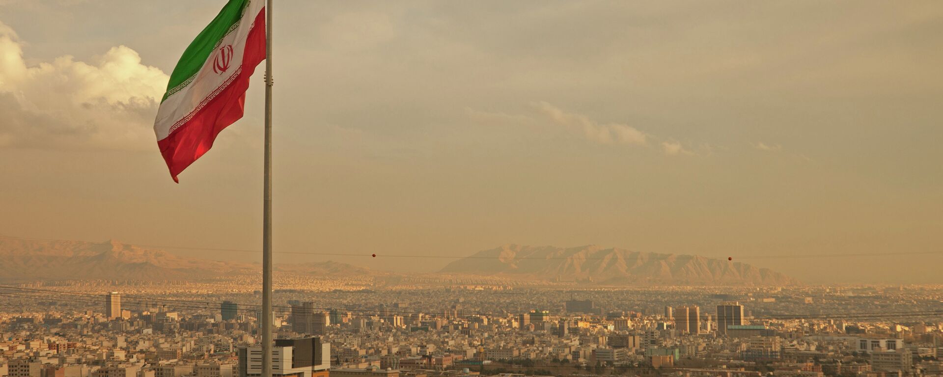 Vista de Teerã, capital iraniana - Sputnik Brasil, 1920, 26.07.2025