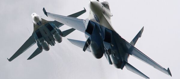 Caças Su-27 da Força Aérea russa Caças Su-27 da Força Aérea russa - Sputnik Brasil