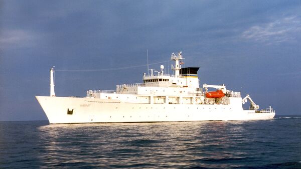 Navio de pesquisa oceanográfica norte-americano USNS Bowditch - Sputnik Brasil