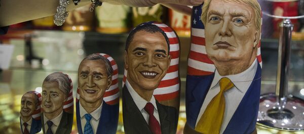 As bonecas russas (matryoshkas) com retratos dos 5 últimos presidentes norte-americanos - Sputnik Brasil