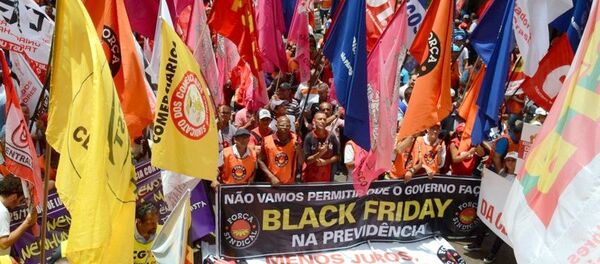 Centrais sindicais divergem sobre benefícios da minirreforma trabalhista anunciada pelo Governo - Sputnik Brasil