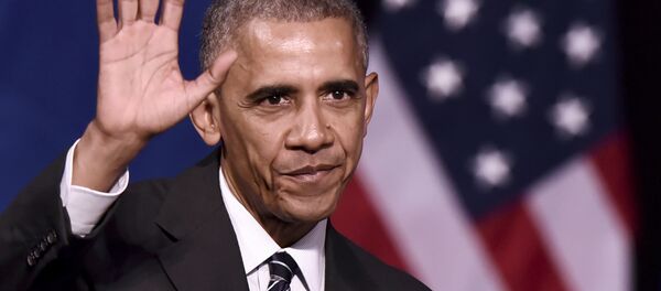 O presidente dos EUA, Barack Obama, depois de um discurso na fundação do Niarchos em Atenas, no dia 16 de novembro de 2016, no final de sua visita oficial à Grécia - Sputnik Brasil