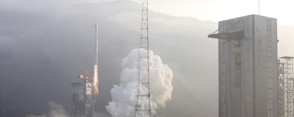Os dois satélites Gaojing-1 01/02 foram lançados na quarta-feira (28) à tarde, do cosmódromo de Taiyuan, na província de Shanxi, pelo foguete espacial Longa Marcha-2D - Sputnik Brasil