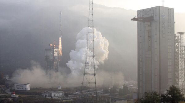 Os dois satélites Gaojing-1 01/02 foram lançados na quarta-feira (28) à tarde, do cosmódromo de Taiyuan, na província de Shanxi, pelo foguete espacial Longa Marcha-2D - Sputnik Brasil
