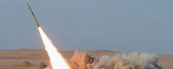 Exercícios de sistemas de mísseis Fateh, Irã, 2012 (foto de arquivo) - Sputnik Brasil
