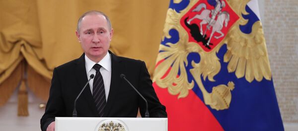 Presidente russo, Vladimir Putin, durante discurso na celebração tradicional no Kremlin - Sputnik Brasil