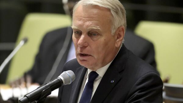 France's Minister for Foreign Affairs Jean-Marc Ayrault speaks during a high-level meeting on addressing large movements of refugees and migrants at the United Nations General Assembly in Manhattan, New York, US September 19, 2016. - Sputnik Brasil