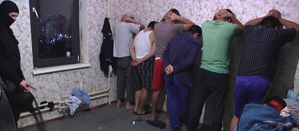 Membros da organização extremista Tablighi Jamaat, proibida na Rússia, durante a detenção pelo Serviço Federal de Segurança da Rússia (FSB) - Sputnik Brasil