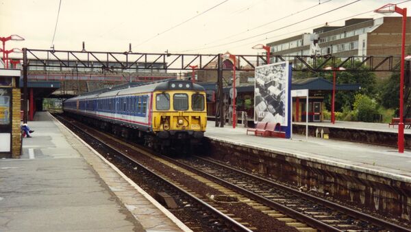 Estação feroviária em Barking, Londres oriental, Grã-Bretanha - Sputnik Brasil