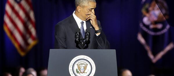 Presidente norte-americano Barack Obama chora durante o discurso de despedida em Chicago, EUA, 10 de janeiro de 2017 - Sputnik Brasil