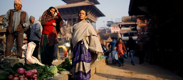 Mercado em Nepal - Sputnik Brasil