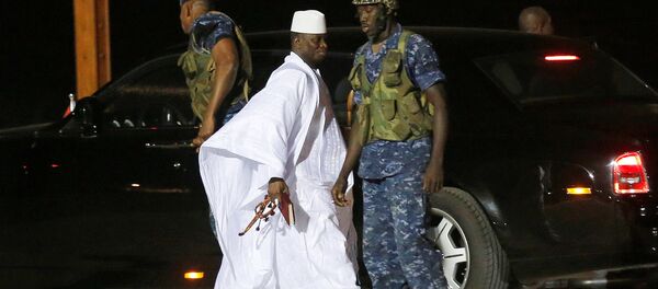 Ex-presidente da Gâmbia, Yahaya Jammeh, deixa país, 21 de janeiro de 2017 - Sputnik Brasil