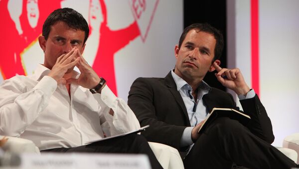 Manuel Valls e Benoit Hamon - Sputnik Brasil