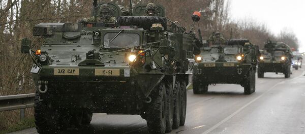 Paraquedistas americanos da 173ª Brigada Aérea chegam à Ucrânia - Sputnik Brasil